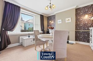 LADYSMITH AVENUE- click for photo gallery